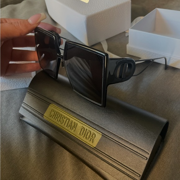 Dior Black Women's Sunglasses - Picture 1 of 1